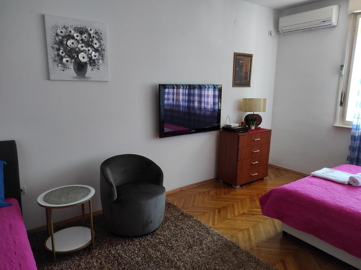 Apartamento Stan u centru Podgorica Exterior foto